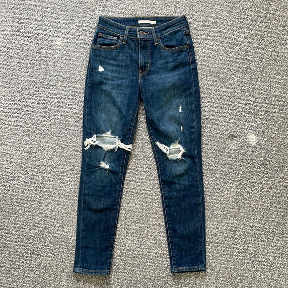 Levi’s 721 high rise distressed skinny jeans - Picture 3 of 9